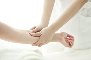 Picture of Arms & Hands Massage